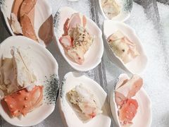 -雍容荟帝王蟹活龙虾展台自助(IFS黑金店)