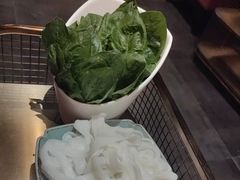 -牛村来人潮汕牛肉火锅(西单店)
