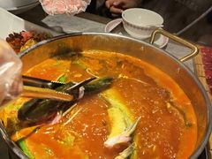 -野山舂·贵州现舂酸汤牛肉(民生路店)