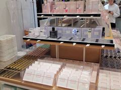 -名创优品(海珠乐峰广场店)