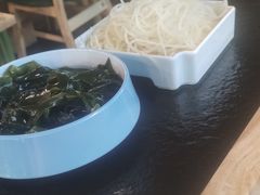 -鹿鸣山草本茶香火锅(园西路店)