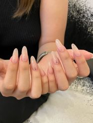 -HUII NAIL绘京美甲美睫会馆
