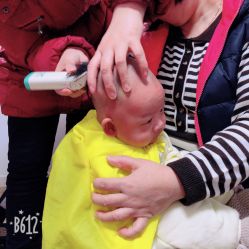 点击看大图 -龙文宝贝上门婴儿理发满月剃胎毛(总店)