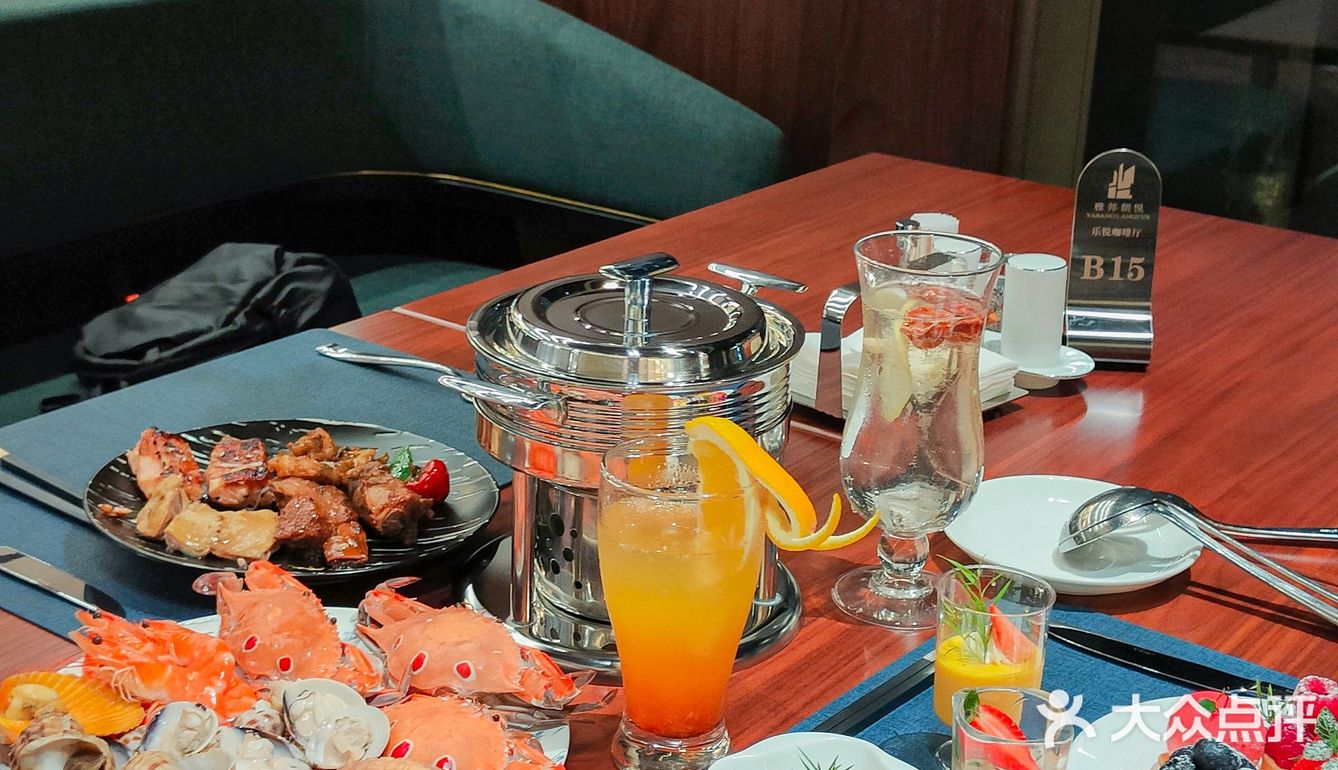 谁能解释一下这种现象？？？