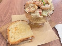 -玛格萝妮比萨屋(四平店)