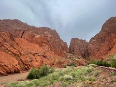 -天山神秘大峡谷