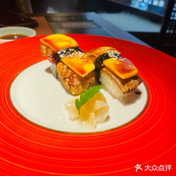 山葵家·创意料理(宁波来福士店)鹅肝芒果握饭图片