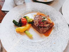 碳烤澳洲西冷牛排-YUE·6·西式融合餐厅(外滩六号店)