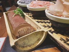 -沸炉重庆老火锅(军事博物馆店)