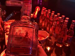-温莎KTV(珠江路店)