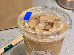 -瑞幸咖啡(江汉路中山大道店)