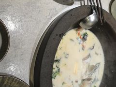 -鲜潭蒸汽石锅鱼(五道口购物中心店)