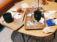 -星巴克臻选(上海合生汇1F店)