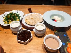 -哈啾嗨·新概念蒙餐(红星新城店)