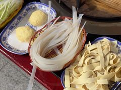 -崔记老东北传奇铁锅炖(横店总店)