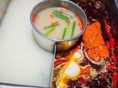 -洪焱重庆老火锅(万福花园店)