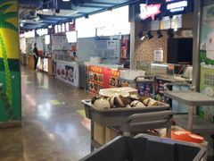 -第5大道精品休闲购物广场