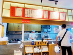 -李与白包子铺(桐梓林店)
