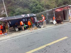 -安吉龙王山峡谷漂流