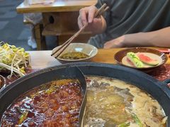 -赵美丽·重庆社区火锅·直营店(火车东站·中豪国际店)