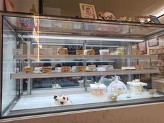 面包甜点陈列柜-六伴夏烘焙蛋糕·低糖动物奶油