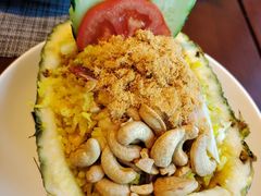 菠萝海鲜炒饭-mango tree芒果树泰国餐厅(青岛万象城店)