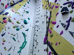 -问山MountQuest攀岩馆