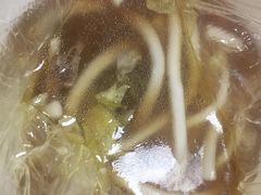 -佬钱湾仔(衣裳街店)