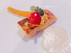 -广州塔卢特斯法国旋转餐厅