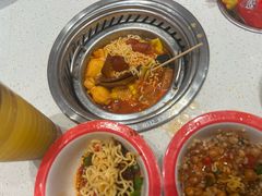 -龍歌自助小火锅(市南金茂湾店)