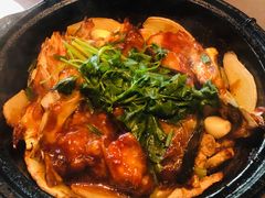 干烧大鱼头-新荣记(南京西路店)