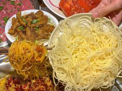 -老房老舍重庆火锅(假日城市店)