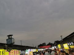 -大学城夜市大排档(凤栖路店)