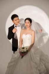 -雪中彩影婚纱摄影·微光艺术中心