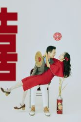 点击看大图 -挪娅婚纱摄影皇家会所