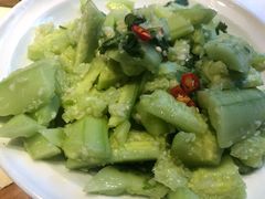 蒜泥黄瓜-老佛爷炭火蛙锅直营(清滨路总店)