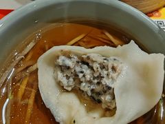 -馋三尺蟹粉小笼(人民广场店)