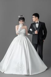 -罗马经典婚纱摄影·轻奢化定制
