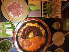 -在蜀里·一米肥牛老火锅(黄埔店)