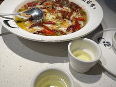 -江渔儿酸菜鱼(奥园广场金发购物中心店)