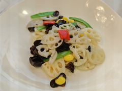 荷塘月色-新名仕新白玉兰餐厅