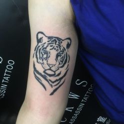 -刺客纹画纹身·洗纹身·穿孔饰品