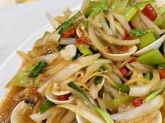 -覃记海鲜美食餐厅