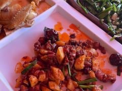 -隔壁老王·家常云南菜(花巷店)