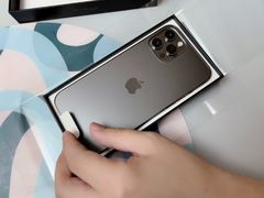 -Apple零售店(济南恒隆广场店)