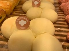 豆乳芋泥云朵包-好利来(十里河店)