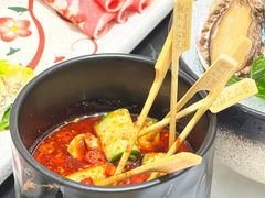 -红鼎豆捞·非遗鲍皇汤火锅(宝丰路店)