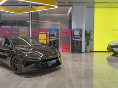 -莲花跑车(国贸商城店)