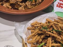 -鑫小城故事·藕汤·家常菜(台北一路总店)