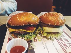 -The Habit Burger Grill 哈比特汉堡(复兴soho店)